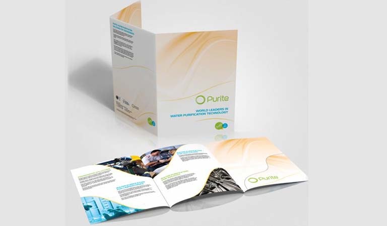 طراحی فولدر - پوشه ارائه برای شرکت خاص