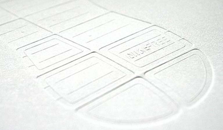 طراحی فولدر - کیت رسانه Nike Free