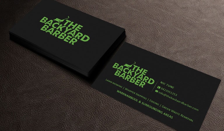 کارت ویزیت آرایشگاه مردانه - استفاده از فونت روشن برای کارت ویزیت مشکی