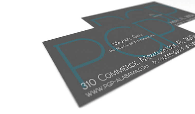 کارت ویزیت وکالت - با تایپوگرافیِ بزرگتر از حد معمول بازی کنید