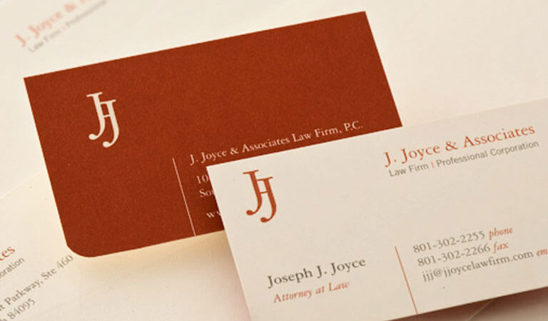 کارت ویزیت وکالت - سعی کنید رنگ های تیره و روشن را با هم انطباق دهید